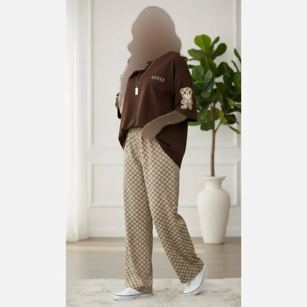 ست دو تیکه تیشرت و شلوار بگ زنانه مدل گوچی جنس گلکسی نخ پنبه درجه یک فری سایز تا 48 رنگ قهوه ای