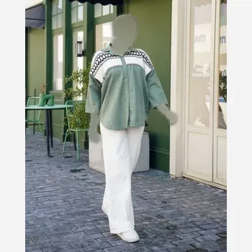 شومیز پانچ زنانه مدل دلوسه پارچه شانتون زنجیری با خرج کار کنفی فری سایز