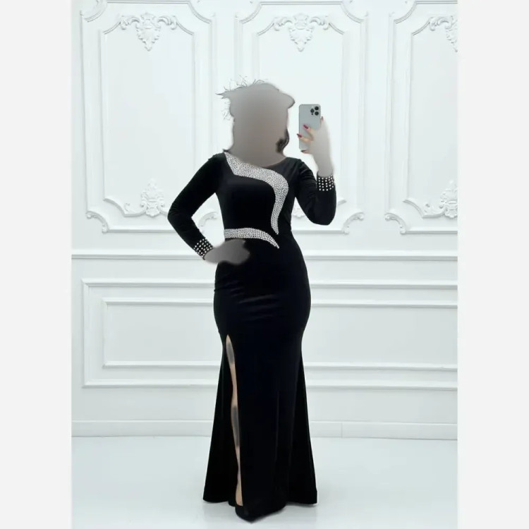 پیراهن زنانه مدل سارینا جنس مخمل قد 150 در رنگبندی مشکی و سبز سایز 44 تا 54