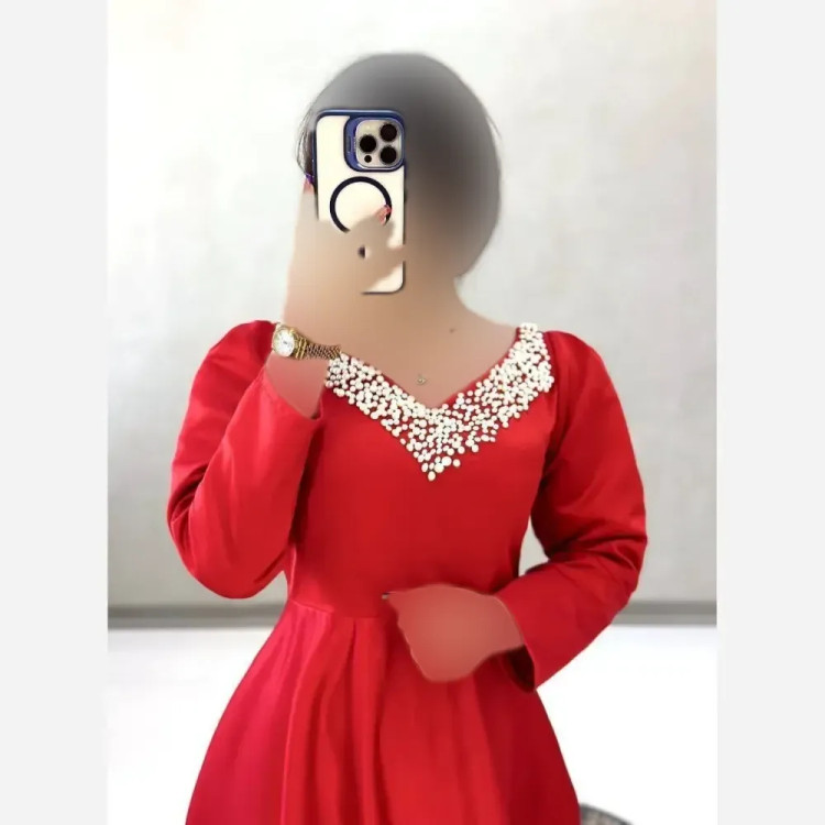پیراهن مجلسی زنانه مدل نجلا جنس ساتن آمریکایی با تزیین مروارید قد 160