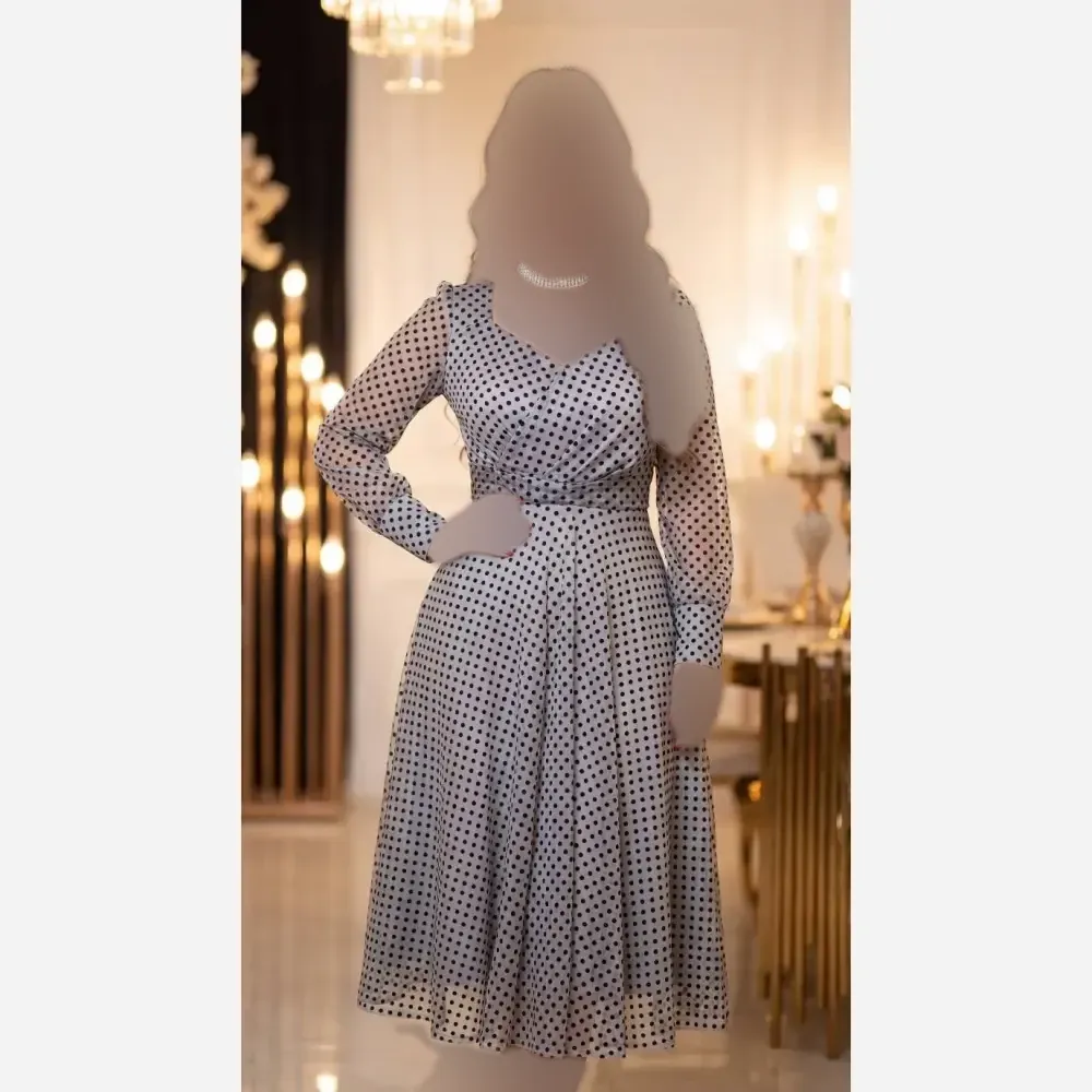 پیراهن زنانه مدل ایسلا طرح توپی رنگ طوسی جنس تور فلوک برجسته قد 130