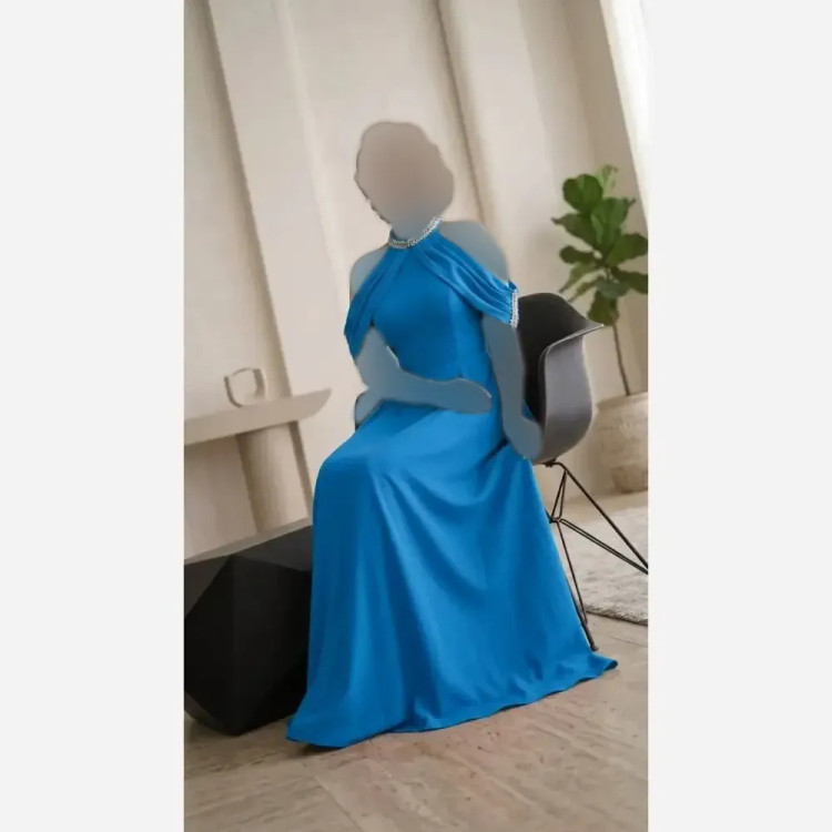پیراهن زنانه مجلسی مدل آنا جنس کرپ مازاراتی اعلا با سنگدوزی دستی در رنگبندی متنوع