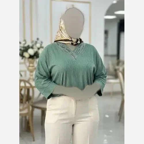 شومیز زنانه مجلسی مدل یاس پارچه ژاکارد ویسکوز فری سایز 46 تا 54