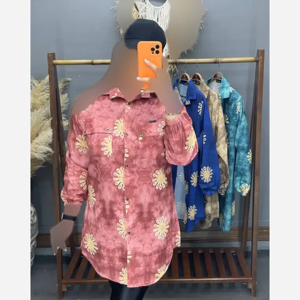 مانتو داکرون زنانه طرح گل صورتی فری سایز مناسب 36 تا 46 قد 85