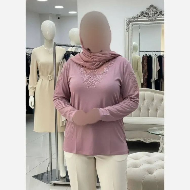 شومیز مجلسی زنانه مدل مهگل گیپوری نگین دار جنس ویسکوز فری سایز 38 تا 50