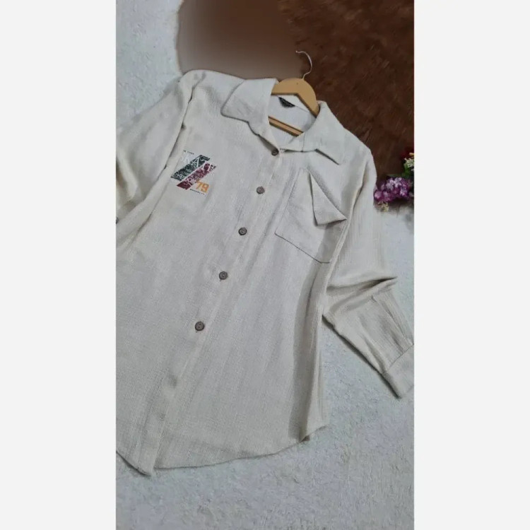 شومیز جیب کج زنانه جنس کنفی بیسکویتی فری سایز 38 تا 48 رنگ مشکی و شیری