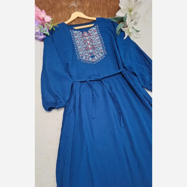 کفتان نخی چاپی کمربنددار زنانه فری سایز 38 تا 50 رنگ سرمه ای و بنفش
