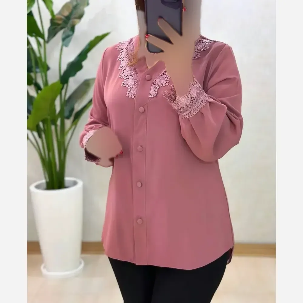 شومیز زنانه مزون دوز جنس الیزه مصری با خرج کار گیپور ترک سایز 40 تا 52