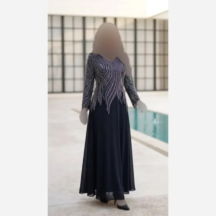 پیراهن ماکسی زنانه مجلسی سایز بزرگ کرپ حریر نگیندار مشکی و سبز سایز 44 تا 52