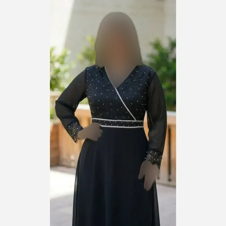 پیراهن مجلسی زنانه حریر و دانتل مشکی سایز بزرگ مدل غزل سایز 50 تا 62