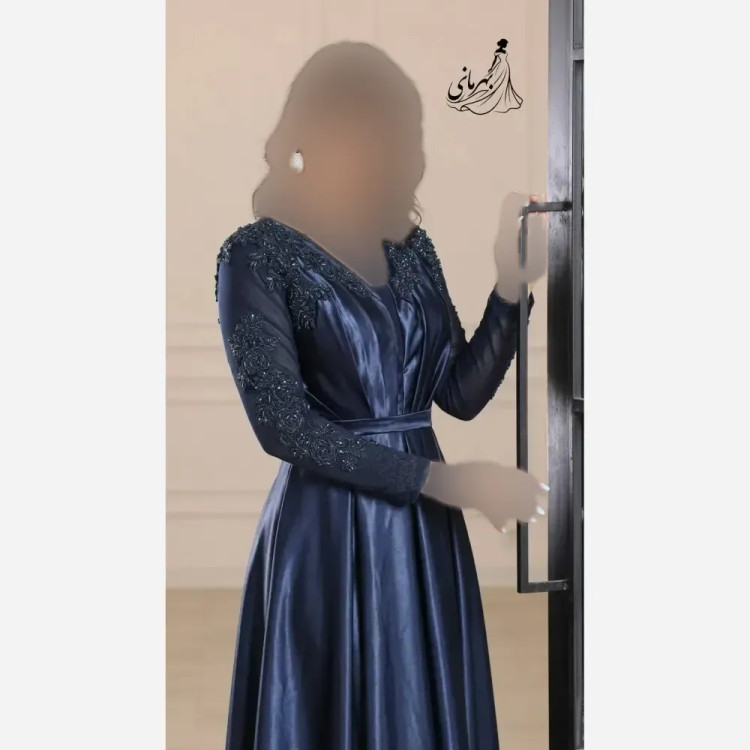 پیراهن مجلسی زنانه مدل شکوفه ساتن ال ایکس سنگدوزی شده سایز 42 تا 56