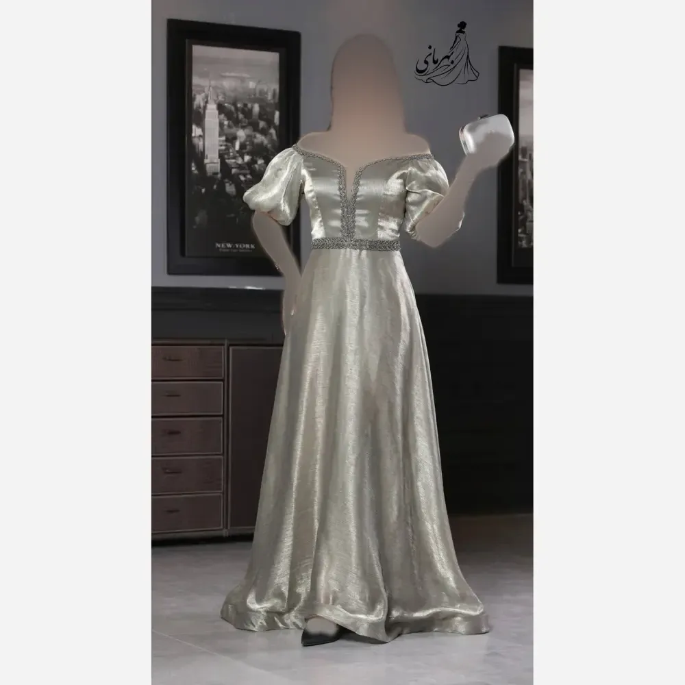 پیراهن مجلسی زنانه مدل سیندرالا عروسکی تور ارگانزا سنگدوزی شده با کاپ سینه