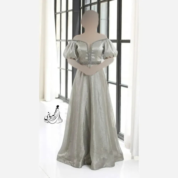 پیراهن مجلسی زنانه مدل سیندرالا عروسکی تور ارگانزا سنگدوزی شده با کاپ سینه