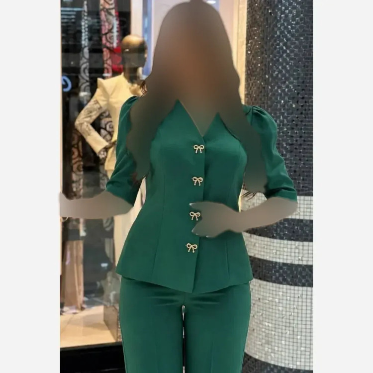ست شومیز و شلوار زنانه مدل فاخر جنس مازراتی در 10 رنگ متنوع سایز 1 و 2