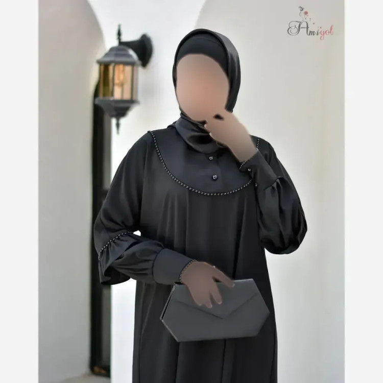 مانتو عبایی زنانه مدل رضوانه جنس کرپ ندا اماراتی مشکی فری سایز