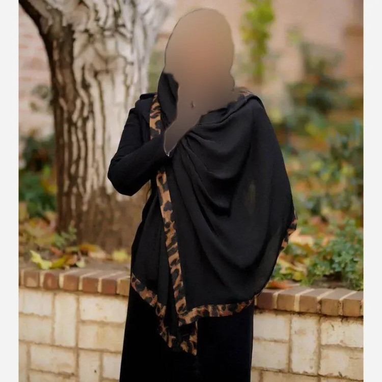 شال پلیسه حاشیه پلنگی مشکی مجلسی ابعاد 180 در 75 سانتی متر