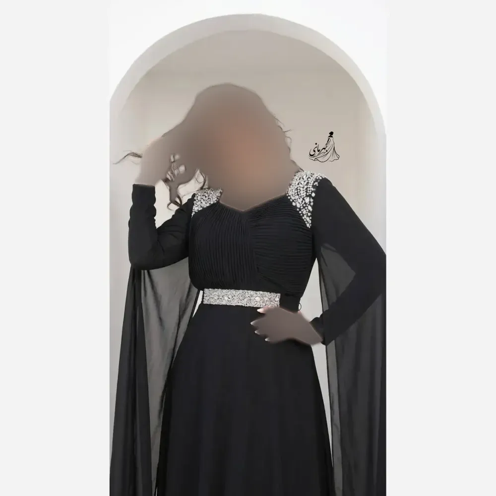 پیراهن مجلسی زنانه حریر مشکی سنگدوزی شده مدل مهتاب سایز بزرگ