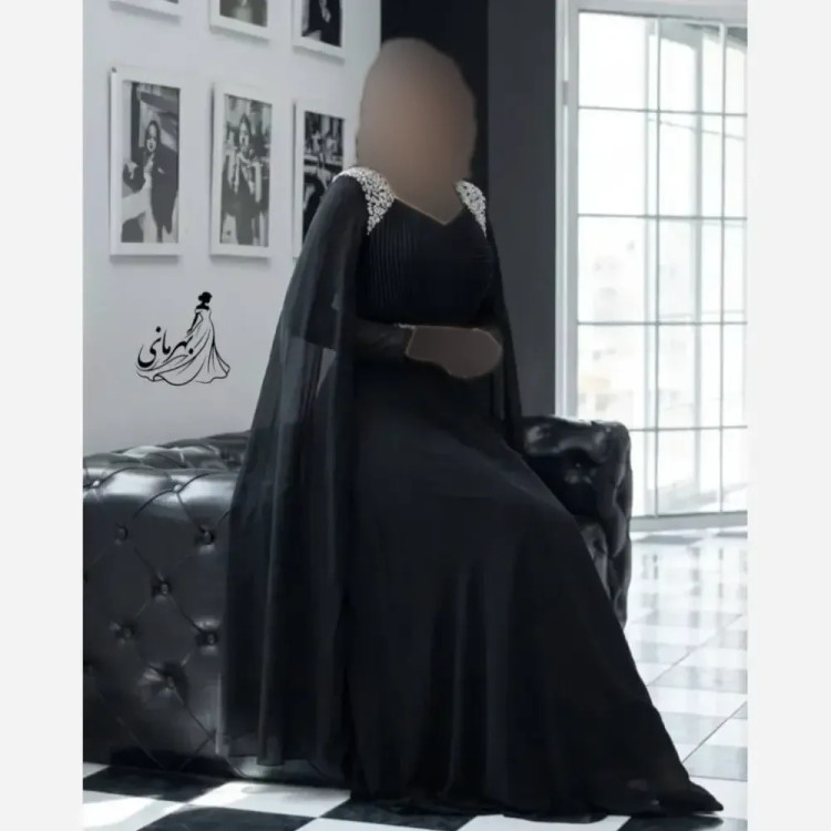 پیراهن مجلسی زنانه حریر مشکی سنگدوزی شده مدل مهتاب سایز بزرگ