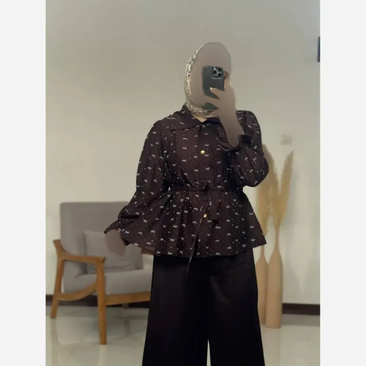 ست شومیز و شلوار زنانه مدل پاپیون شاین فری سایز نگین دار