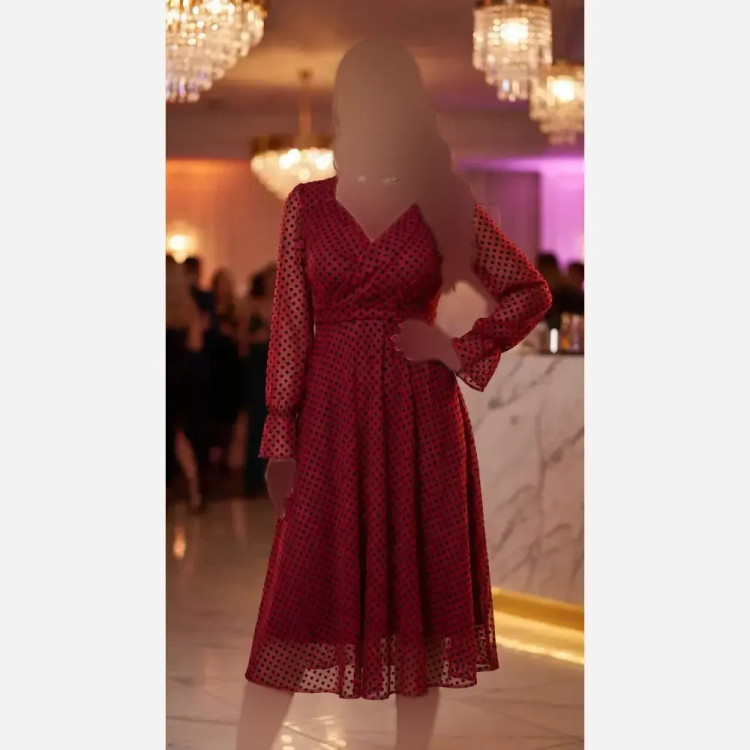 پیراهن زنانه مدل ایسلا جنس فلوک مخمل برجسته قد 120 سایز 42 تا 52