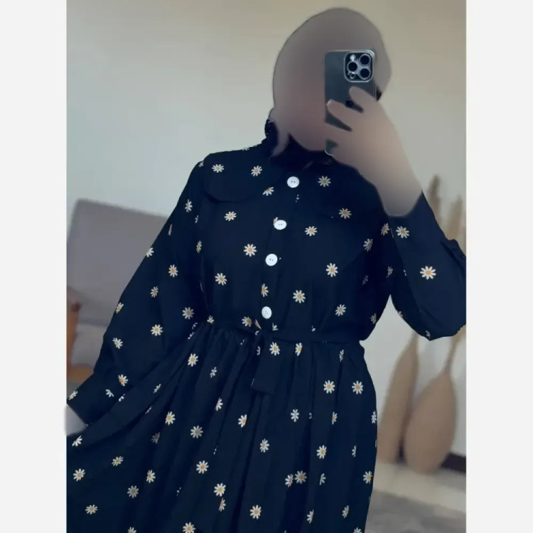 پیراهن زنانه مدل بابونه جنس کرپ فلور درجه یک فری سایز رنگ مشکی