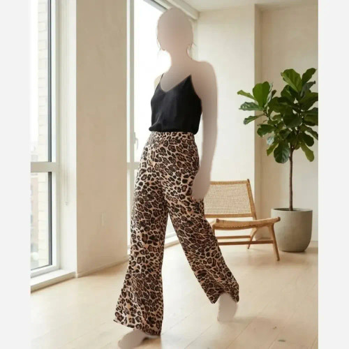 شلوار بگ طرحدار زنانه جنس بوگاتی فری سایز مناسب سایز 40 تا 50