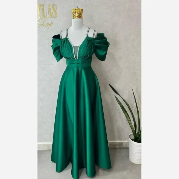 پیراهن زنانه مدل الیزابت جنس ساتن امریکایی قد 150