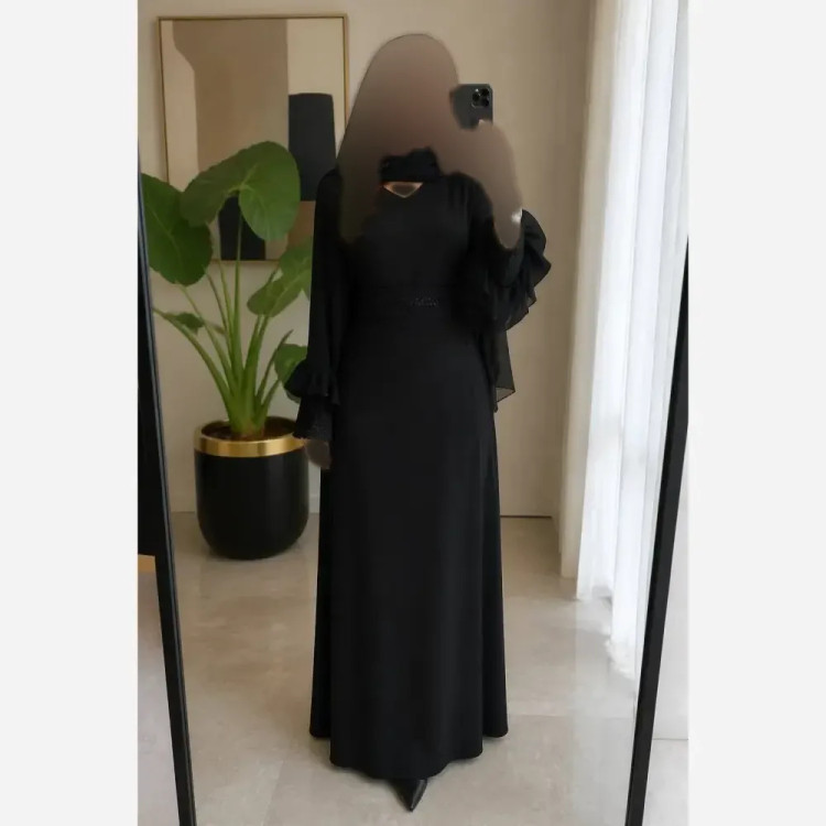 عبای زنانه مدل شکوه جنس کرپ الیزه درجه یک فری سایز