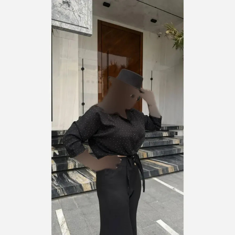 شومیز زنانه جلو گره ای مدل بهارناز جنس پارچه صوفیا نگینی فری سایز