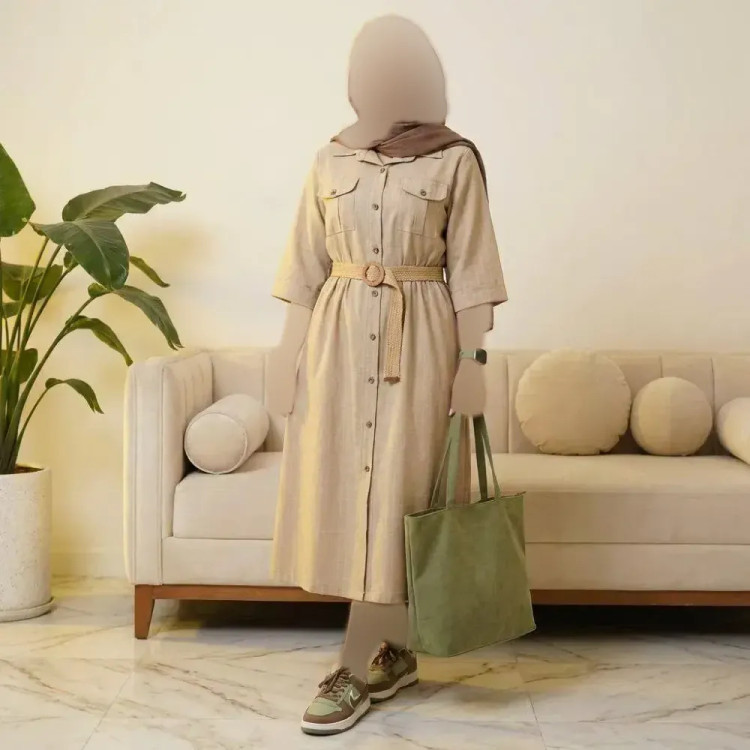 مانتو بلند زنانه جنس صوفیا شانتون جلو دکمه دار با جیب کاربردی و پشت پیلی دار