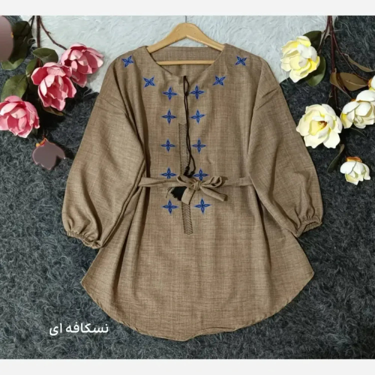 شومیز زنانه طرح دار گلبرگ جنس صوفیا فری سایز 38 تا 48
