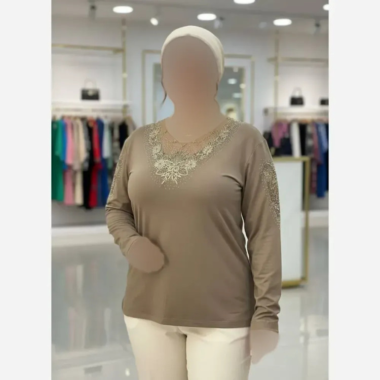 شومیز مجلسی زنانه مدل مهگل گیپوری نگین دار جنس ویسکوز فری سایز 38 تا 50