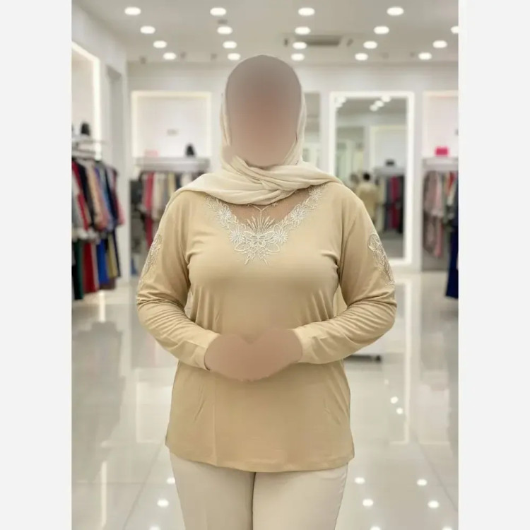 شومیز مجلسی زنانه مدل مهگل گیپوری نگین دار جنس ویسکوز فری سایز 38 تا 50