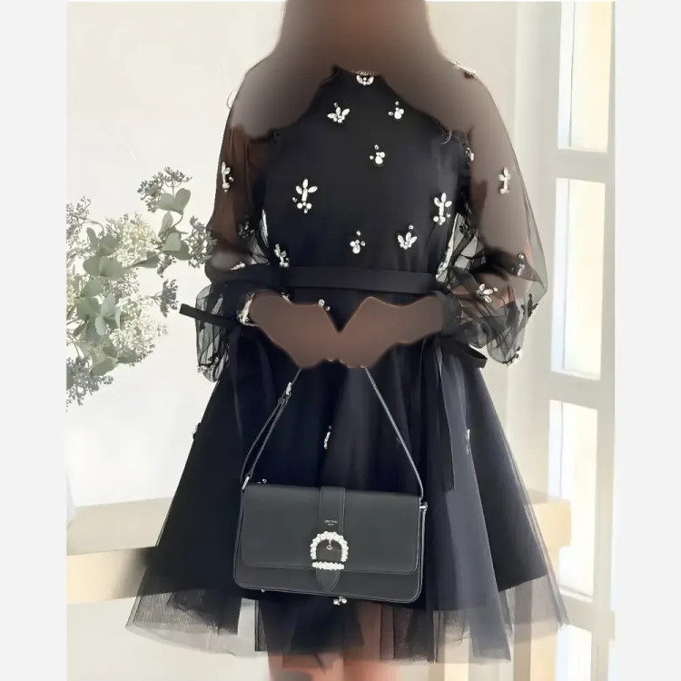 پیراهن زنانه مجلسی ساتن و سانول نگیندوزی شده رنگ مشکی