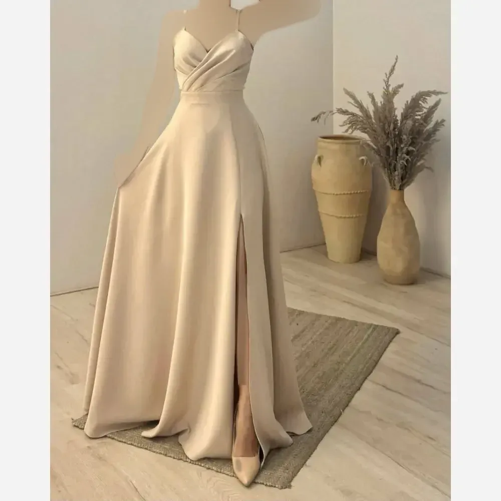 پیراهن مجلسی زنانه مدل سارا جنس مازاراتی با کاپ سینه و بند تنظیم پشت
