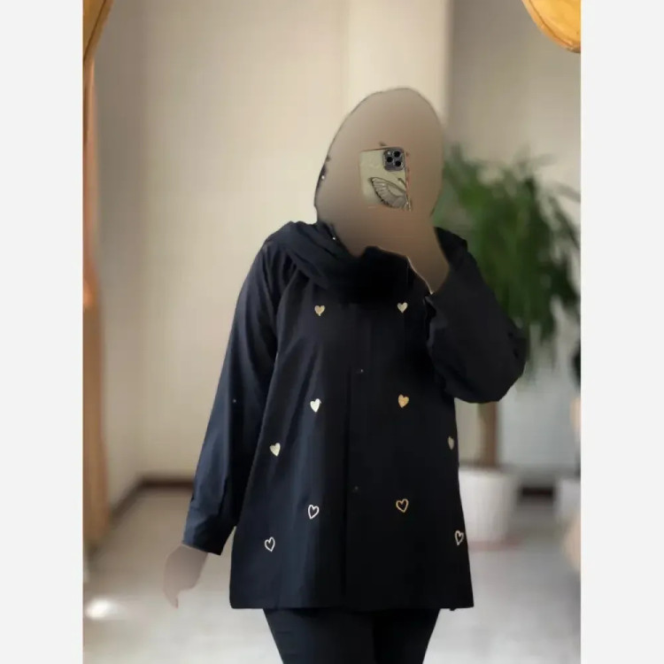 مانتو قوارهدار زنانه طرح قلب گلدوزی شده جنس ویسکوز نخ رنگ مشکی سایز فری 40 تا 48