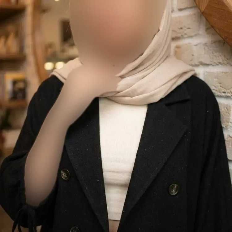 پانچ کتی زنانه مدل پریسا جنس شانتون کنفی نگیندار رنگ مشکی فری سایز تا 54