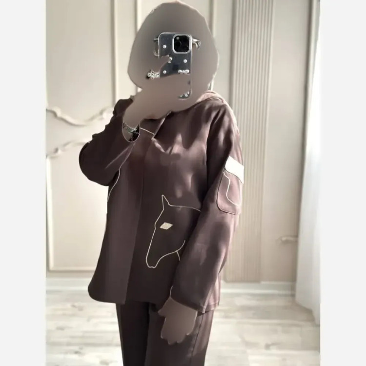کت شلوار زنانه گلدوزی شده مدل الینا جنس سوپر مازراتی اعلا