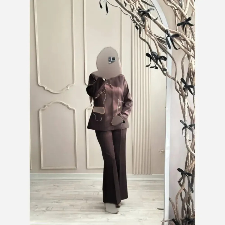 کت شلوار زنانه گلدوزی شده مدل الینا جنس سوپر مازراتی اعلا