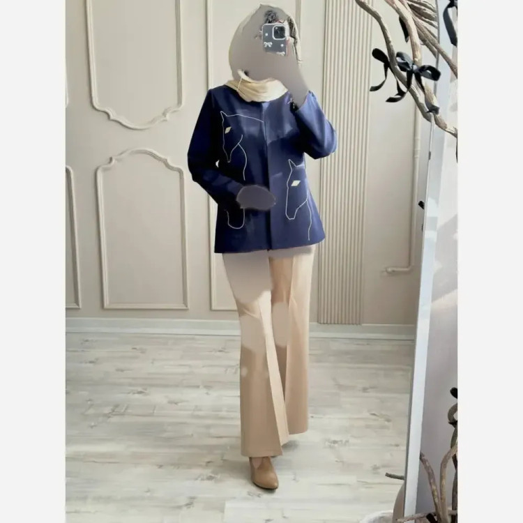 کت شلوار زنانه گلدوزی شده مدل الینا جنس سوپر مازراتی اعلا