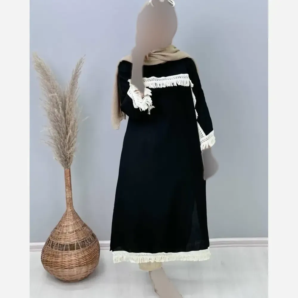 کفتان زنانه جنس آیوا رنگ مشکی فری سایز مناسب 38 تا 52