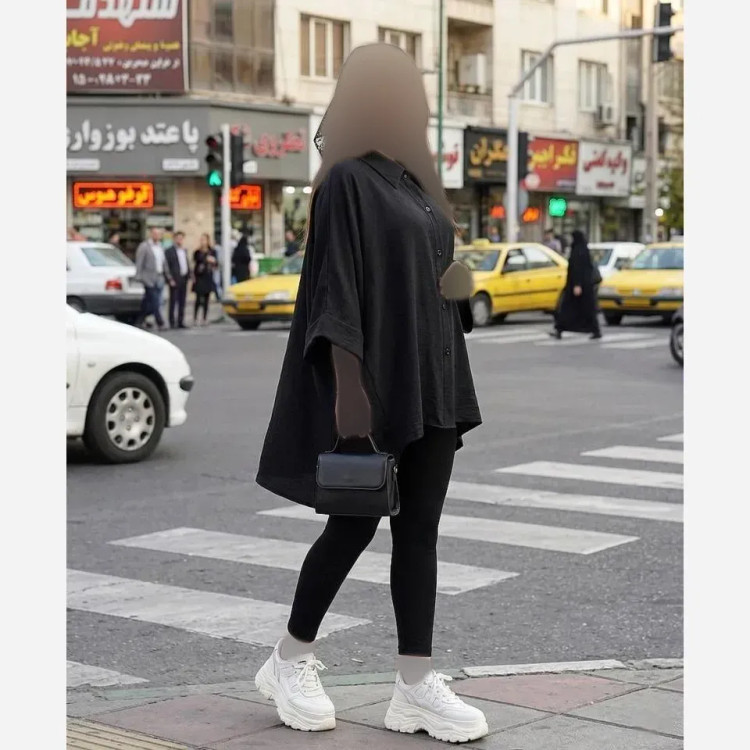 شومیز زنانه مدل شادگون جنس صوفیا فری سایز 38 تا 60 دکمهدار