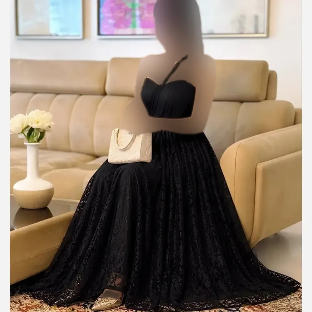 پیراهن مجلسی زنانه مشکی جنس دانتل برجسته و کرپ و سانول سایز بزرگ