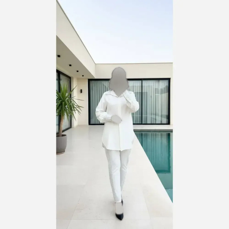 شومیز زنانه مازراتی نگیندار و مرواریددوزی شده تینا