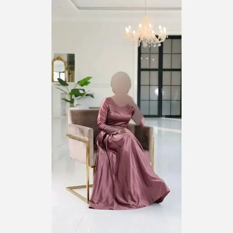 لباس مجلسی زنانه مدل ساره جنس ساتن ال ایکس قد 150