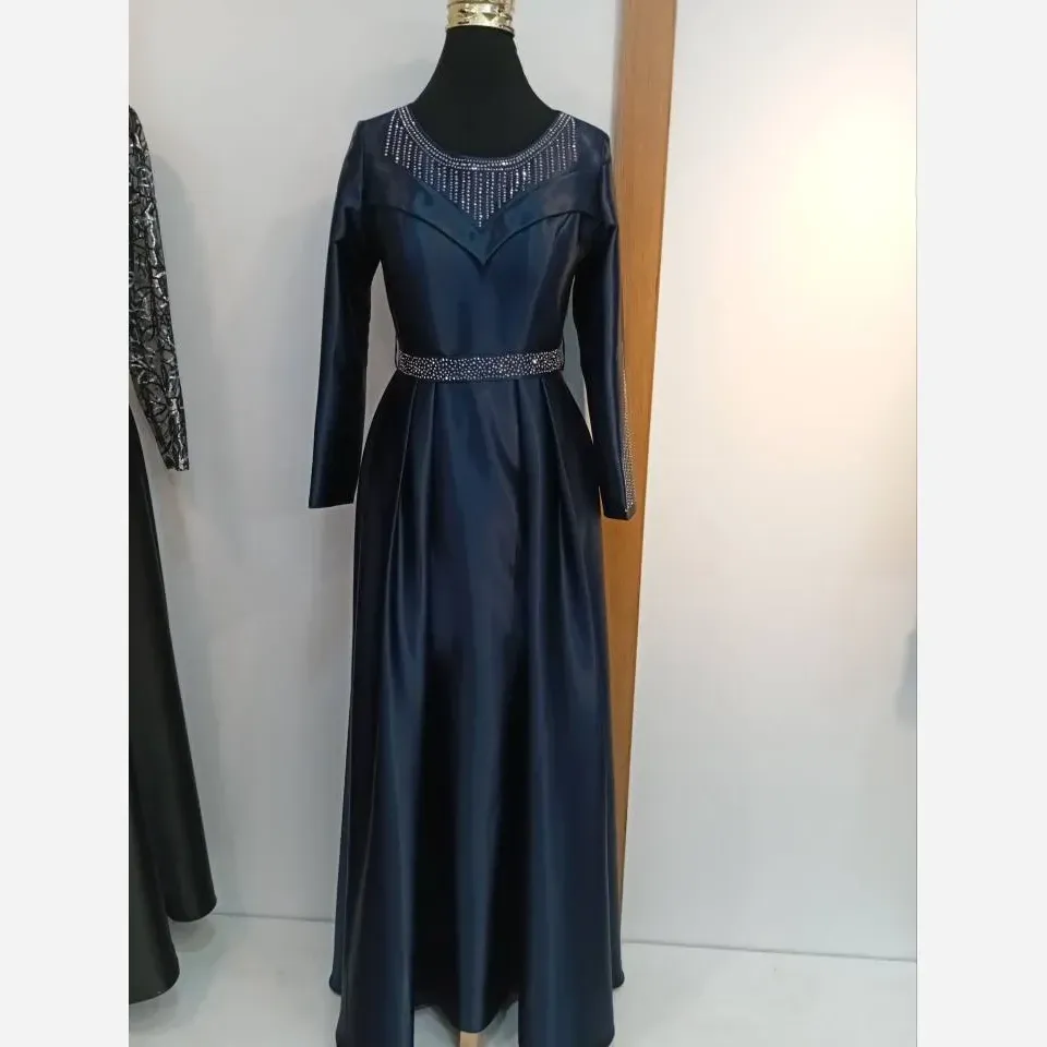 لباس مجلسی زنانه مدل ساره جنس ساتن ال ایکس قد 150