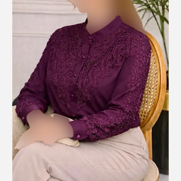 شومیز مجلسی زنانه جنس الیزه مصری با خرج کار گیپور ترک وارداتی قد 70 سایز بزرگ