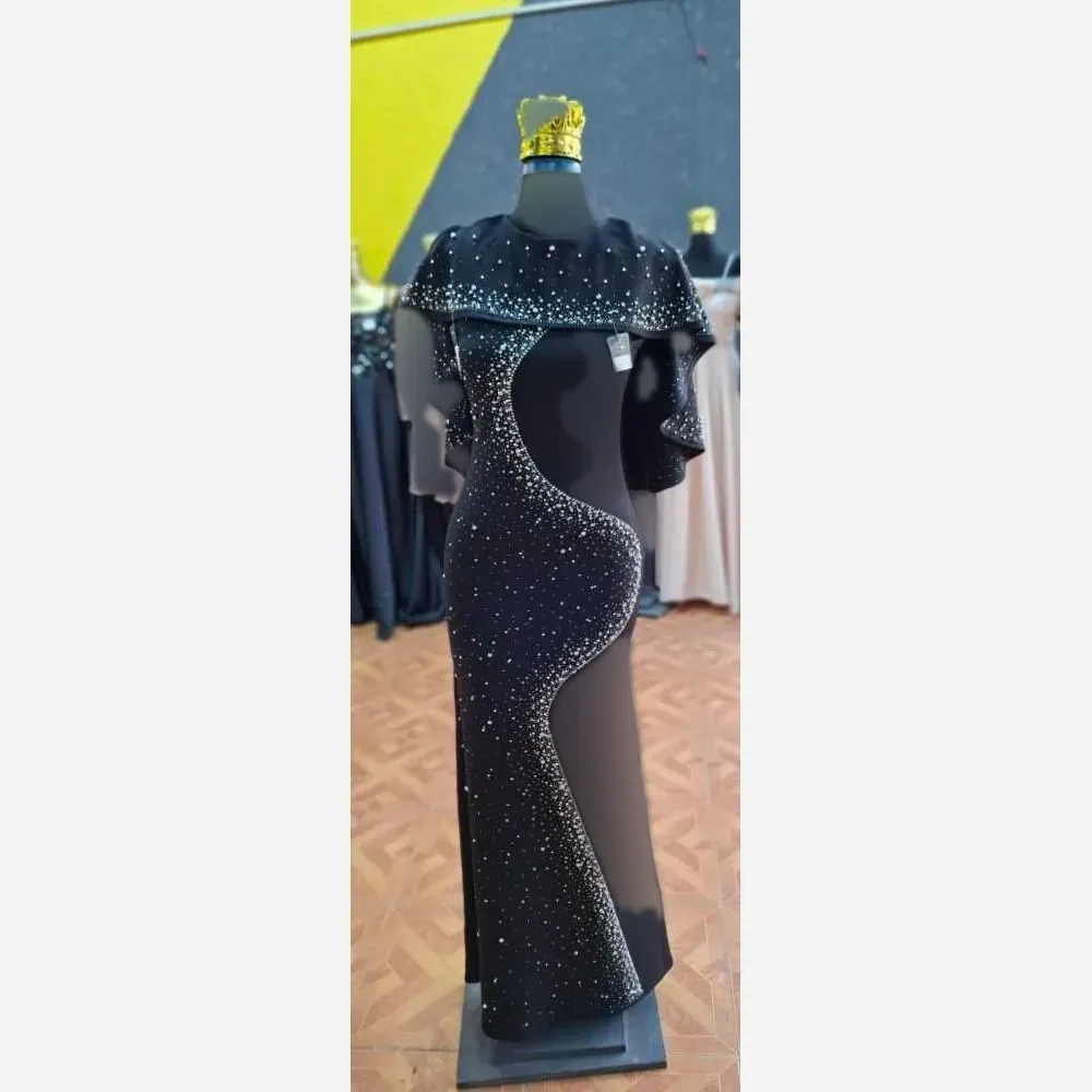 ماکسی مجلسی شنلی زنانه جنس دالقیچ مروارید کوبی و نگین دار